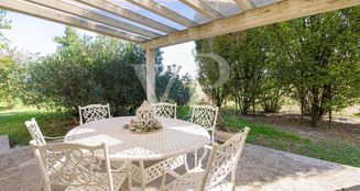 von_poll_real_estate_property_IT243551412_image_3