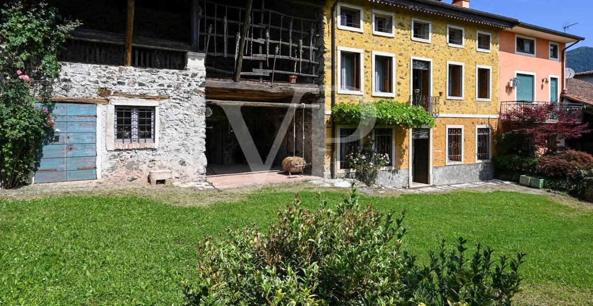 Encantadora granja histórica renovada