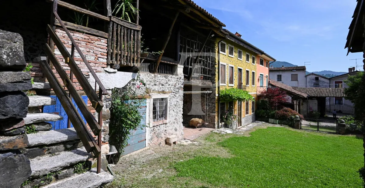 Encantadora granja histórica renovada