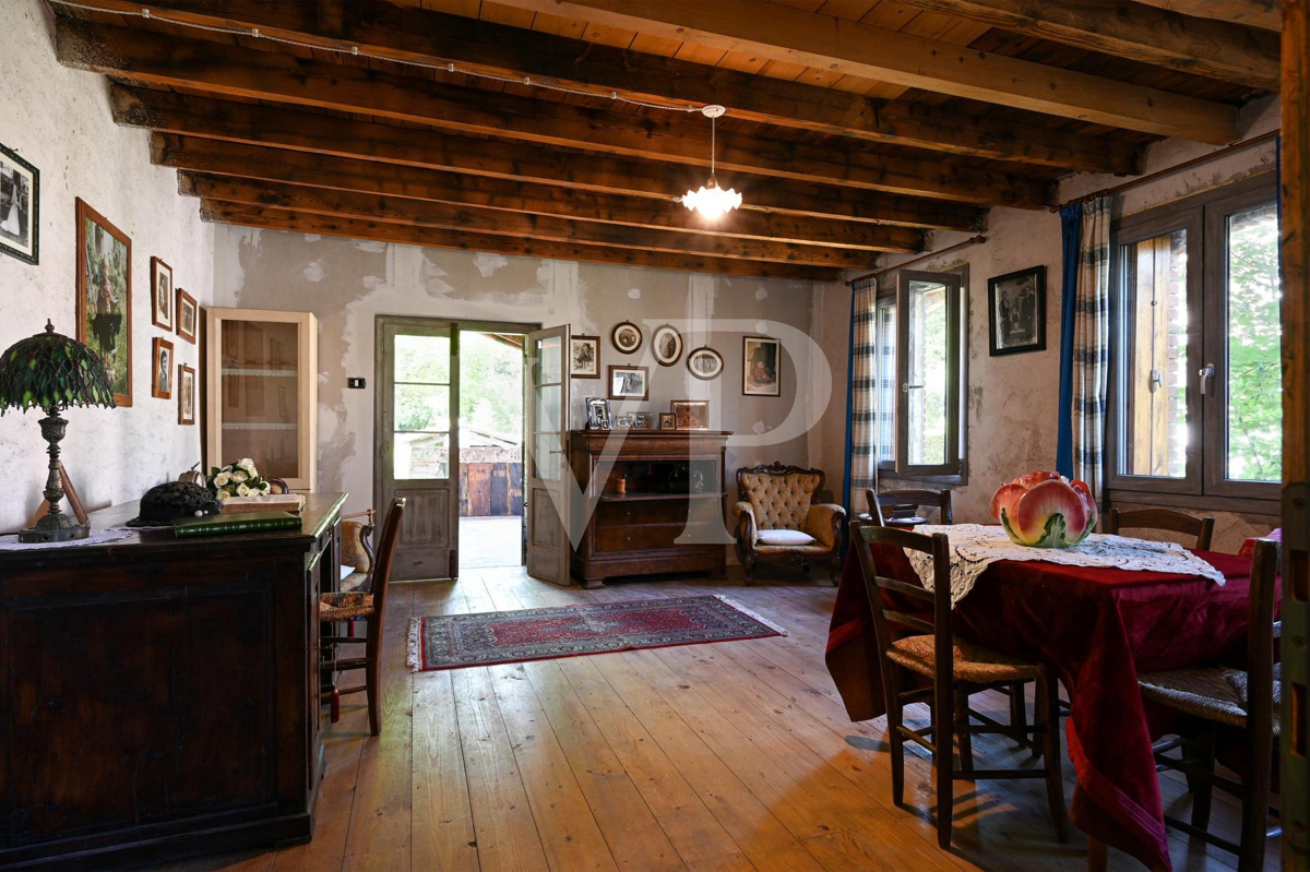 Charming renovated historic farmhouse