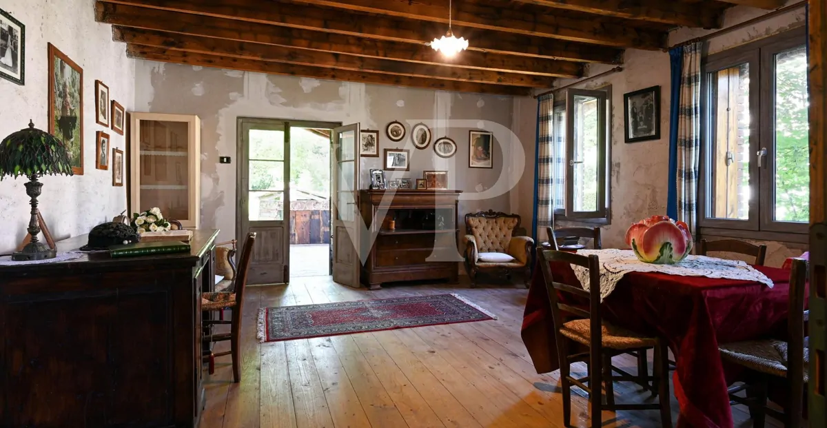 Encantadora granja histórica renovada