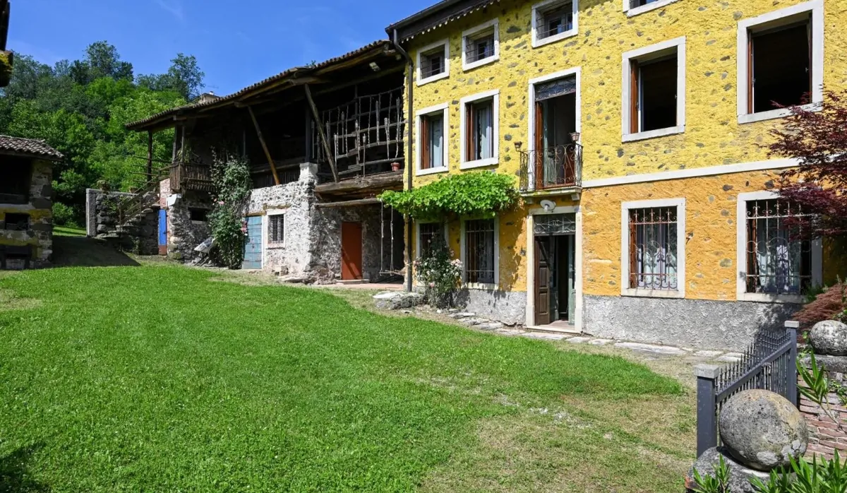 Encantadora granja histórica renovada