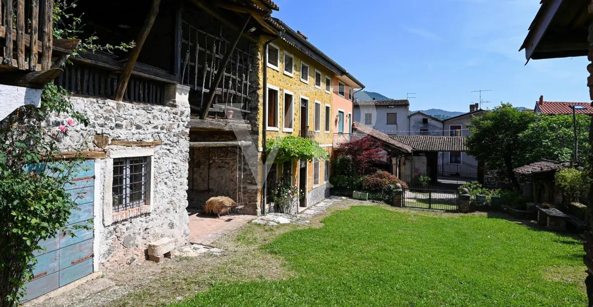 Encantadora granja histórica renovada