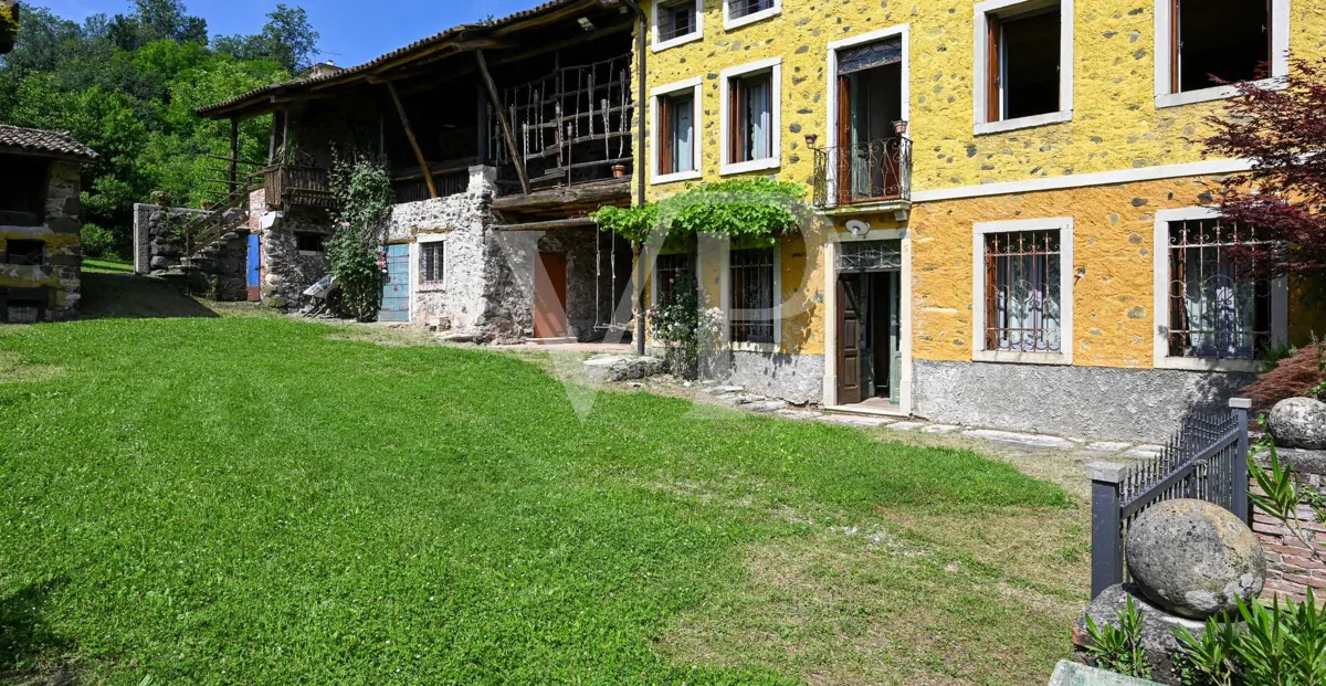 Encantadora granja histórica renovada