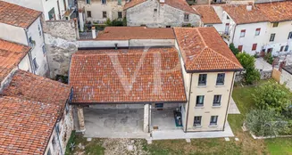 von_poll_real_estate_property_IT243551423_image_11