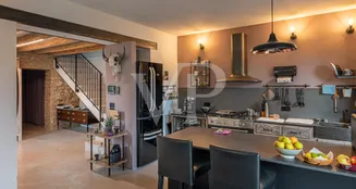 von_poll_real_estate_property_IT243551423_image_96