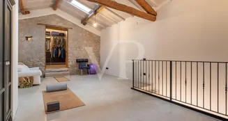 von_poll_real_estate_property_IT243551423_image_44