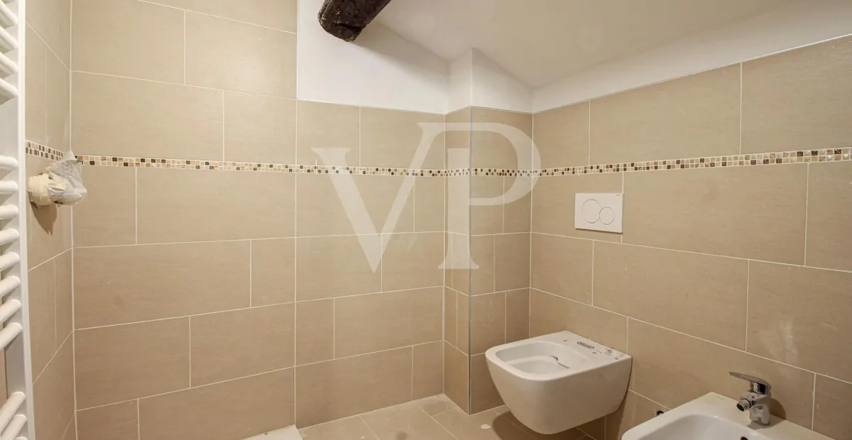 Charmantes historisches Haus mit Panoramablick auf die Creazzo-Hügel