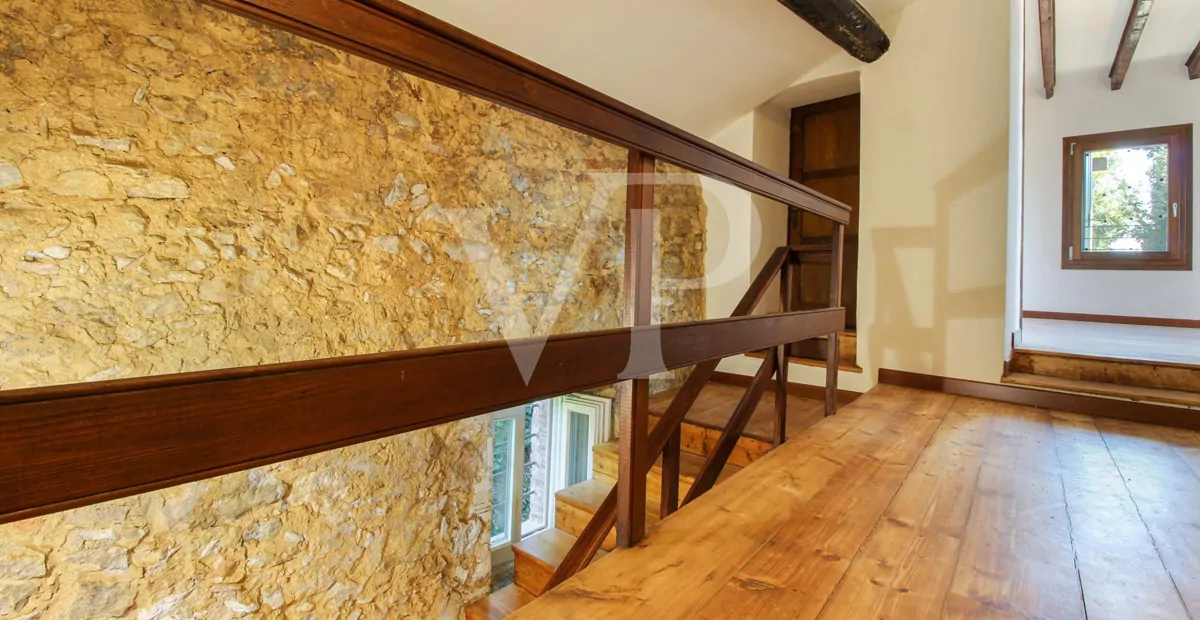 Charmantes historisches Haus mit Panoramablick auf die Creazzo-Hügel