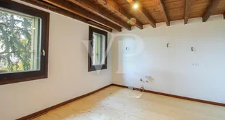 von_poll_real_estate_property_IT243551429_image_7