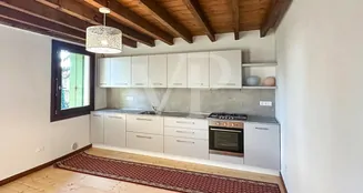 von_poll_real_estate_property_IT243551429_image_11