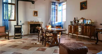 von_poll_real_estate_property_IT243551442_image_9