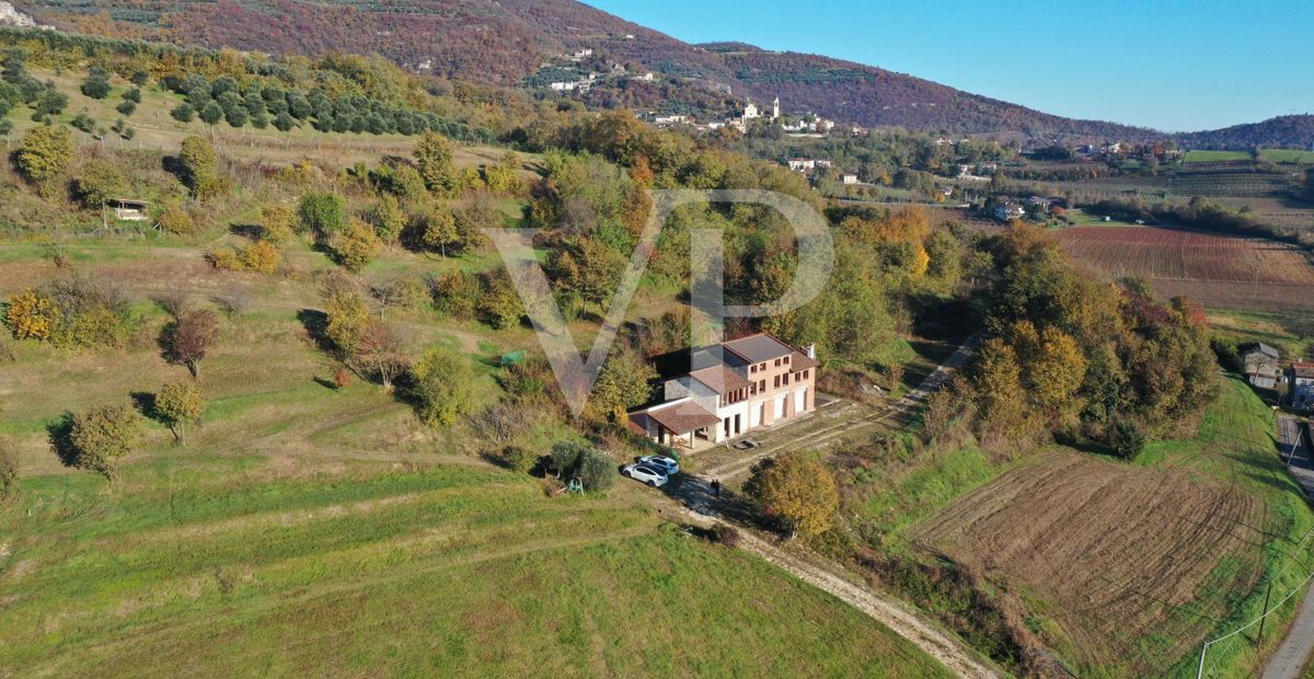 Un coin de paradis dans les collines de Barbarano Mossano