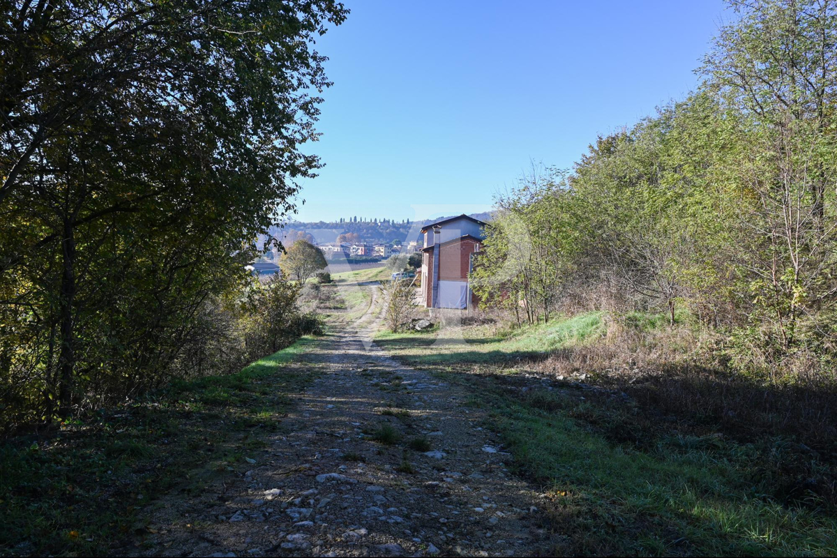 A corner of paradise in the hills of Barbarano Mossano