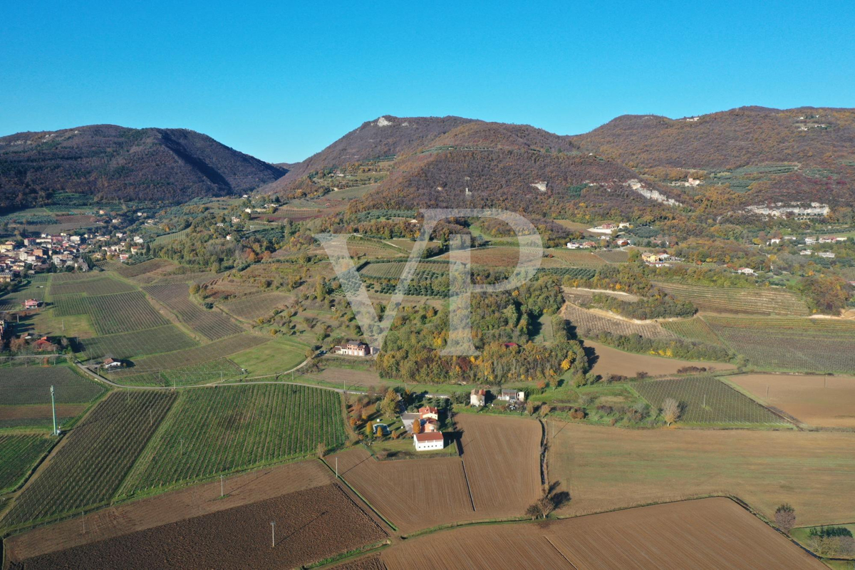 Ein Stückchen Paradies in den Hügeln von Barbarano Mossano