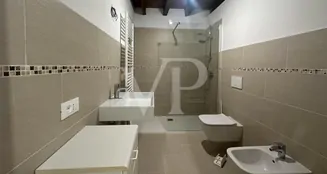 von_poll_real_estate_property_IT243551429_image_107