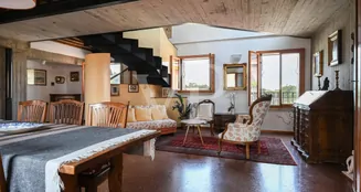 von_poll_real_estate_property_IT243551395_image_3