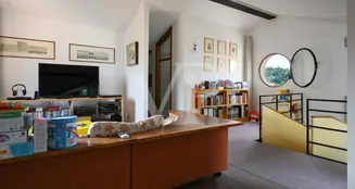 von_poll_real_estate_property_IT243551395_image_12