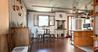 von_poll_real_estate_property_IT243551395_image_26