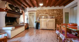 von_poll_real_estate_property_IT243551320_image_46