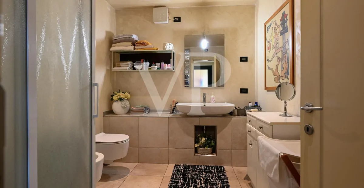 Agriculture of Excellence and Lifestyle: Unique Property with Vineyard and Land in Sossano