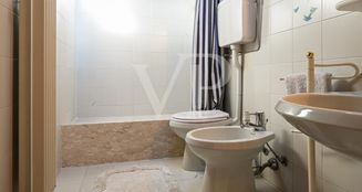 von_poll_real_estate_property_IT243551463_image_24