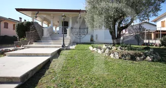 von_poll_real_estate_property_IT243551438_image_1