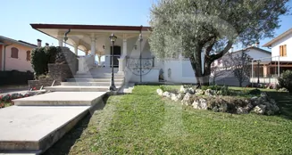 von_poll_real_estate_property_IT243551438_image_1