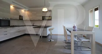 von_poll_real_estate_property_IT243551438_image_3