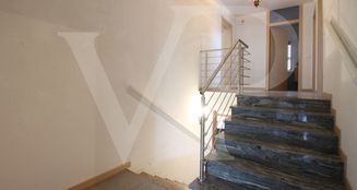 von_poll_real_estate_property_IT243551438_image_11