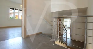 von_poll_real_estate_property_IT243551438_image_12