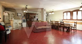 von_poll_real_estate_property_IT243551438_image_26