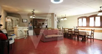 von_poll_real_estate_property_IT243551438_image_26