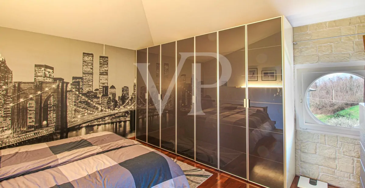 Elegant apartment with tavern