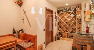 von_poll_real_estate_property_IT243551484_image_18