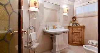 von_poll_real_estate_property_IT19355227_image_9