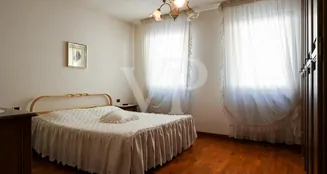 von_poll_real_estate_property_IT243551447_image_18