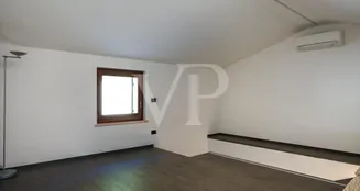 von_poll_real_estate_property_IT243551447_image_23