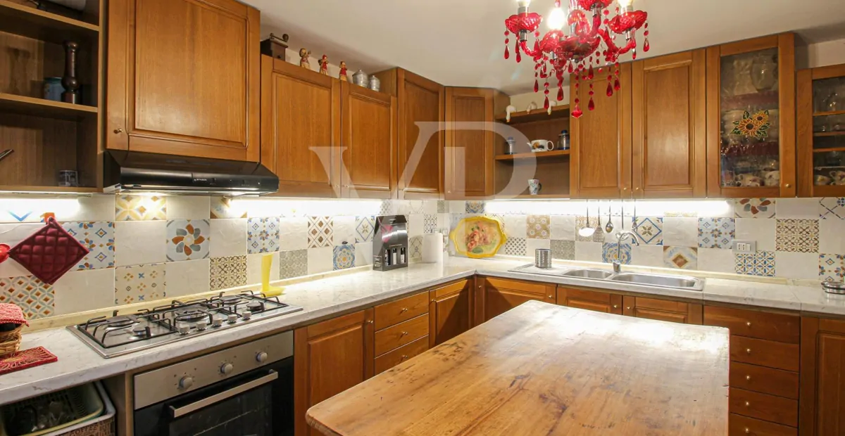 Big End-unit townhouse