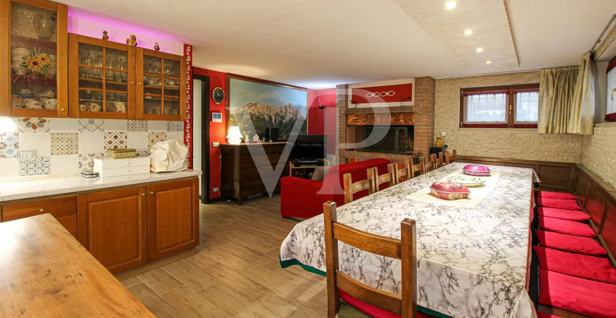 Big End-unit townhouse