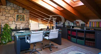 von_poll_real_estate_property_IT243551516_image_23