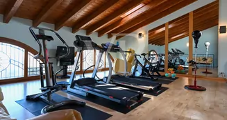 von_poll_real_estate_property_IT243551516_image_46