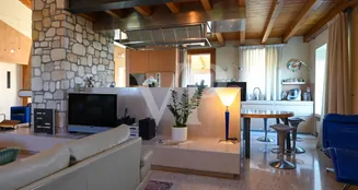 von_poll_real_estate_property_IT243551516_image_19