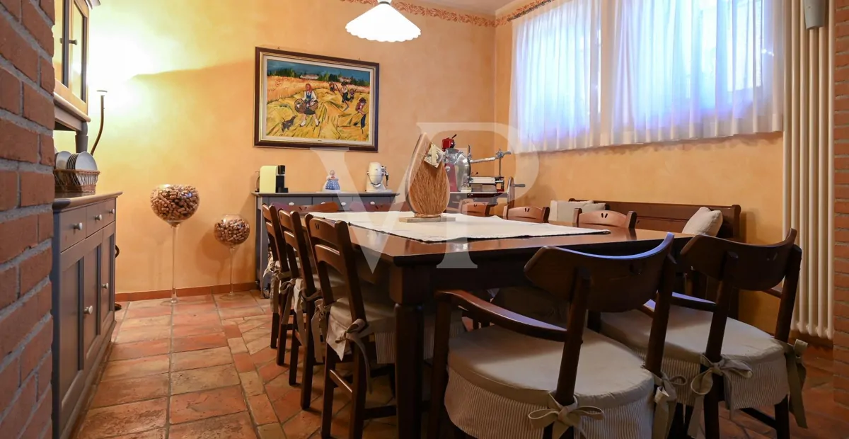 Exclusiva villa panorámica con piscina