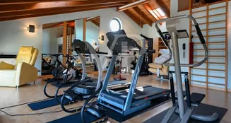 von_poll_real_estate_property_IT243551516_image_45