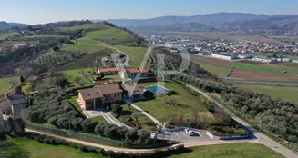 von_poll_real_estate_property_IT243551516_image_6