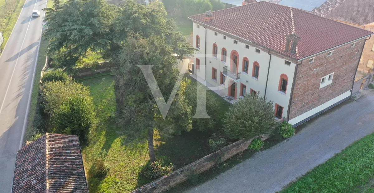 Palazzo Pisani - Historische Villa aus dem 16. Jahrhundert mit Oratorium und Rustici