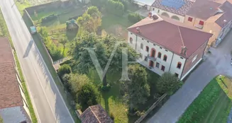 von_poll_real_estate_property_IT243551442_image_72