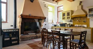 von_poll_real_estate_property_IT243551442_image_111