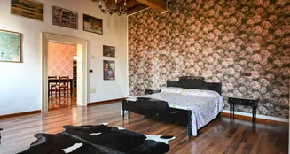 von_poll_real_estate_property_IT243551442_image_121